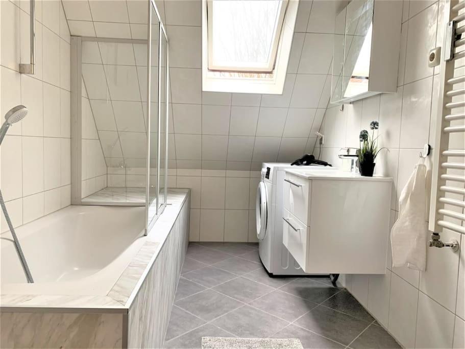 Uni-Klinikum- Zentrale Lage Von Holsterhausen Lägenhet Essen Exteriör bild
