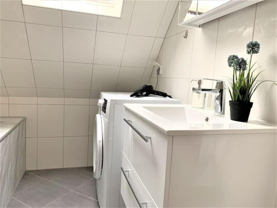 Uni-Klinikum- Zentrale Lage Von Holsterhausen Lägenhet Essen Exteriör bild